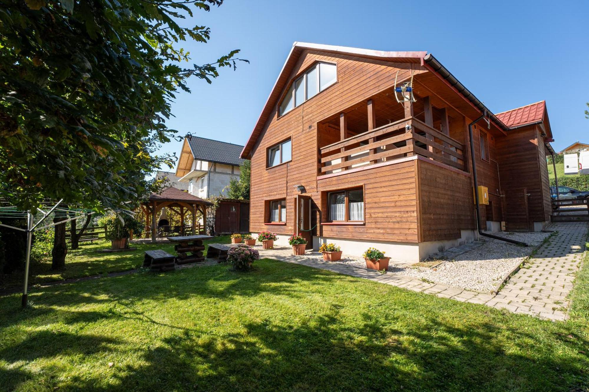 Pokoje Goscinne "Spokojna 10" 600-065-145 Polanczyk Bagian luar foto