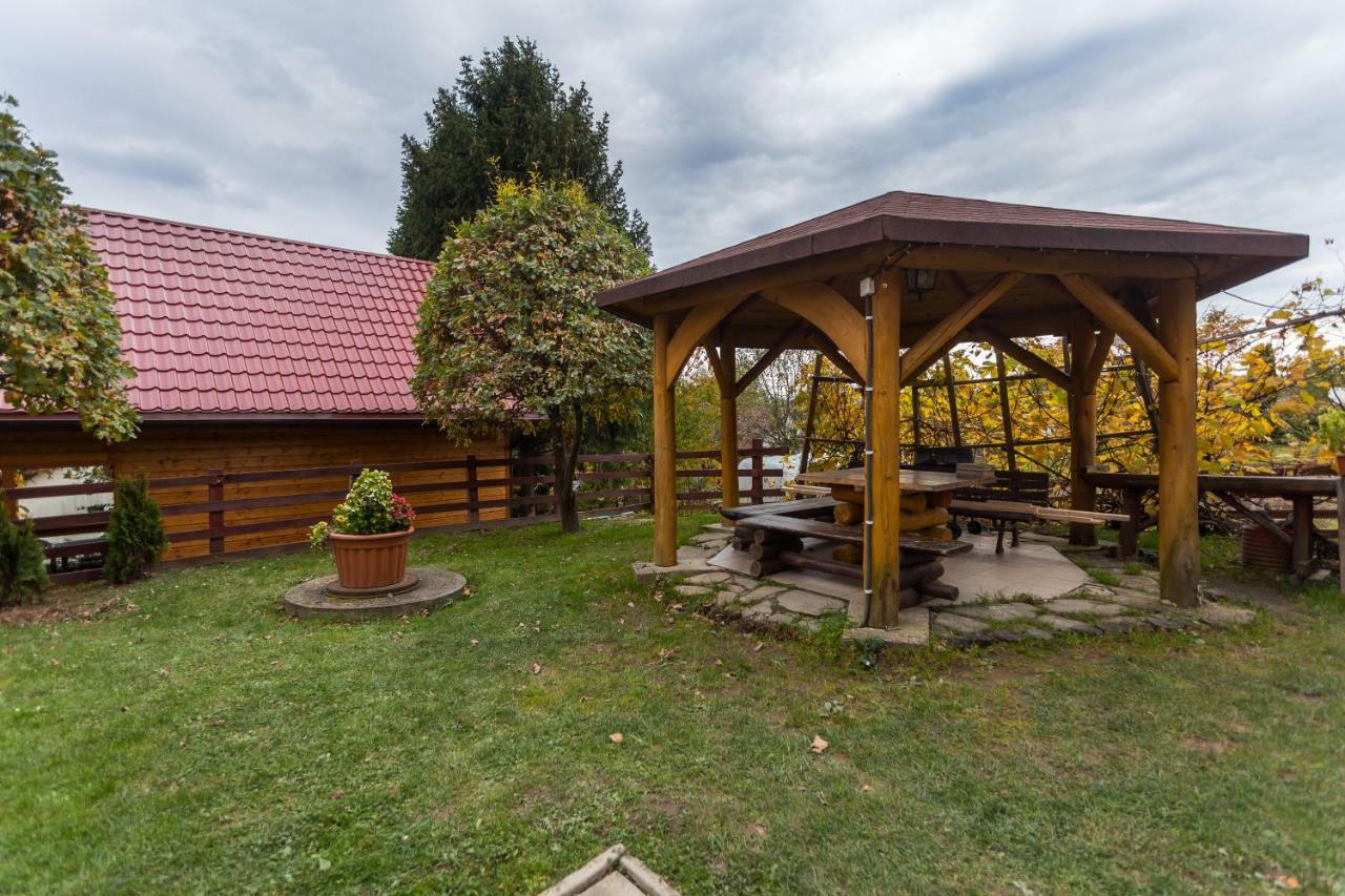 Pokoje Goscinne "Spokojna 10" 600-065-145 Polanczyk Bagian luar foto